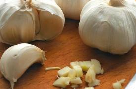 用臭玫瑰做饭：大蒜的7大健康益处