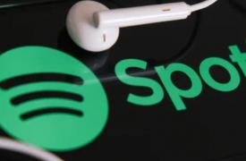 Spotify的最新测试促使用户通过语音片段对播放列表做出反应