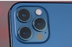 传闻称 iPhone 15 Pro Max 将配备潜望式折叠变焦摄像头