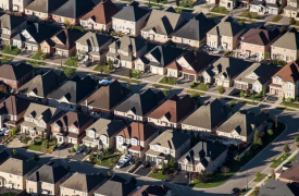 移民和人口老龄化将如何影响加拿大的住房市场
