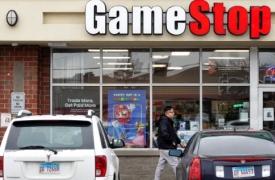 零售商公布两年来首次季度盈利后 GameStop 股价飙升