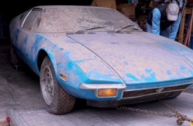 在旧车库中发现的 De Tomaso Pantera 1972 超级跑车