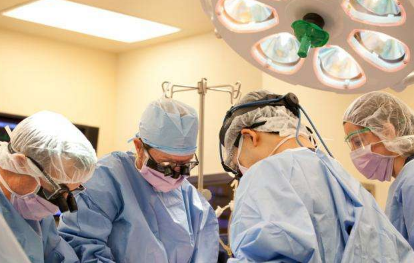 独立设施中的供体器官恢复增加了适合移植的器官